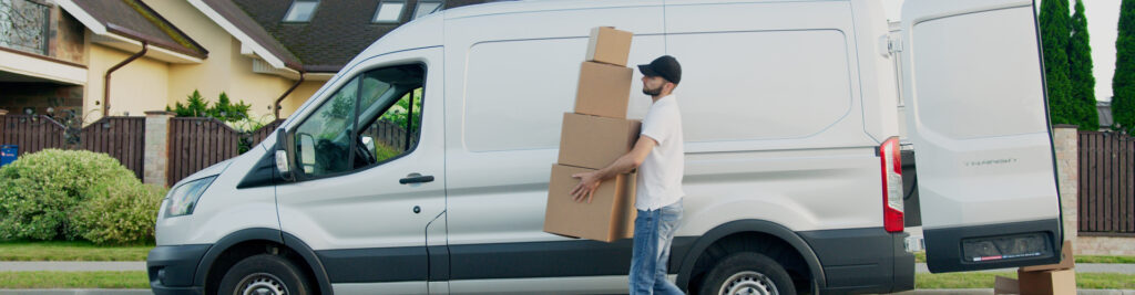 Christmas Shopping Brings Driver Demand